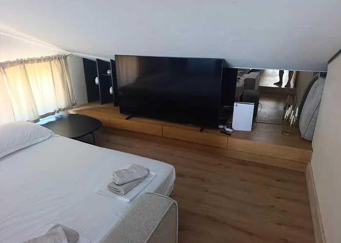 Beachfront Penthouse Pearl Appartement Povljana