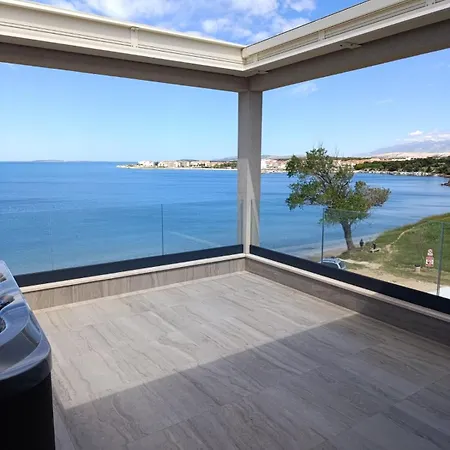 Apartamento Beachfront Penthouse Pearl