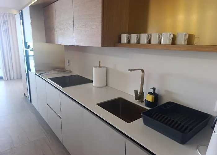 Beachfront Penthouse Pearl *