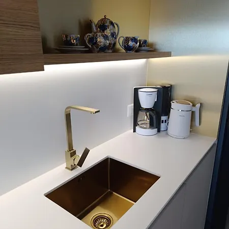 公寓 Beachfront Penthouse Pearl 波弗加纳